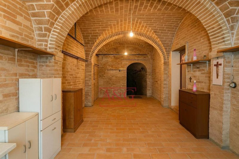 Vrijstaande woning in Carassai