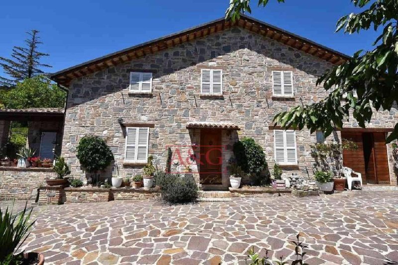 Villa i Amandola