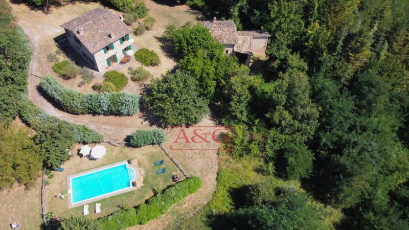 Huis op het platteland in Amandola