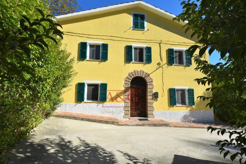 Maison individuelle à San Ginesio