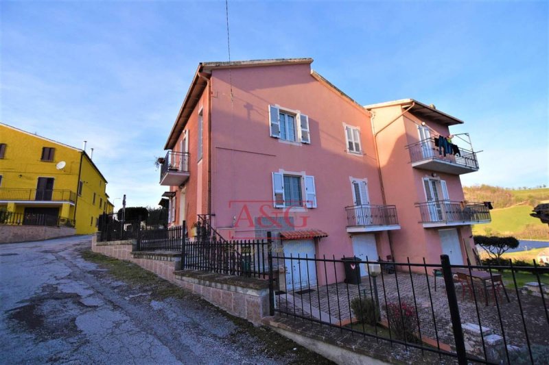 Maison individuelle à Sarnano