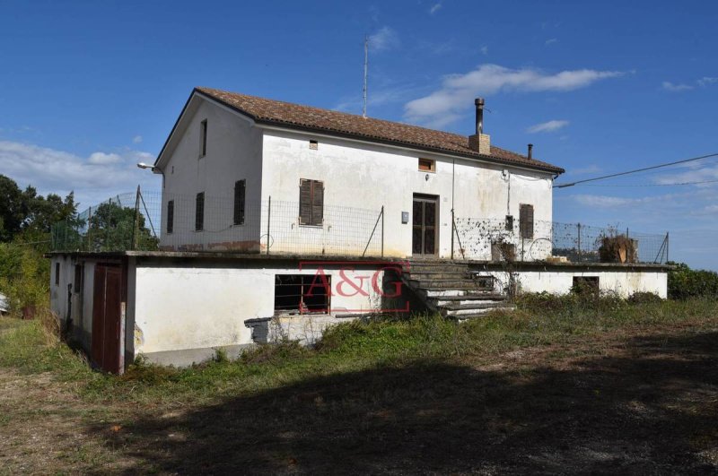 Casa independiente en Smerillo