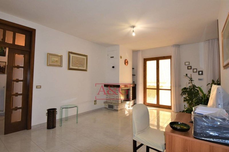 Apartment in Amandola