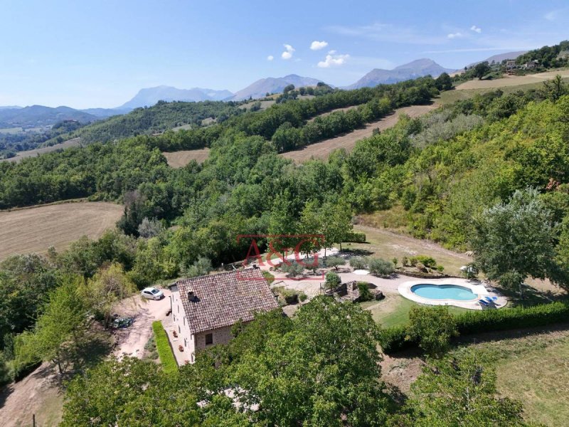 Casa de campo em Amandola