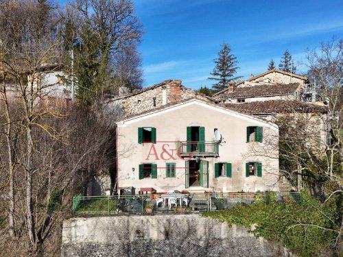 Casa independiente en Montefortino