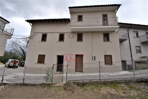 Casa independiente en Amandola