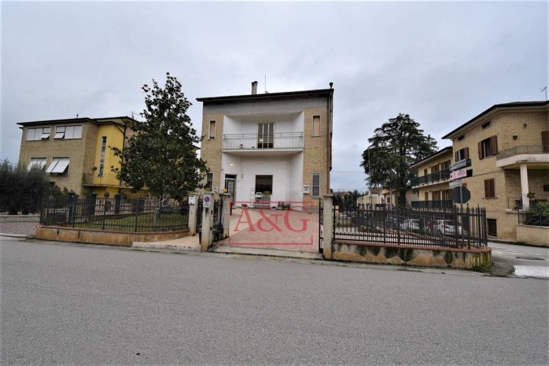 Appartamento a Falerone