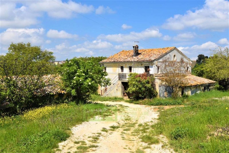 Vrijstaande woning in Recanati