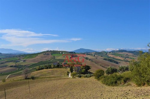 Landbouwgrond in Carassai