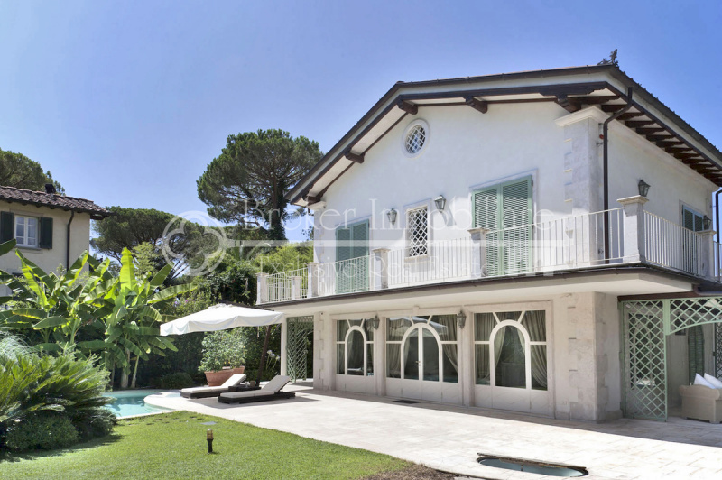 Villa à Forte dei Marmi