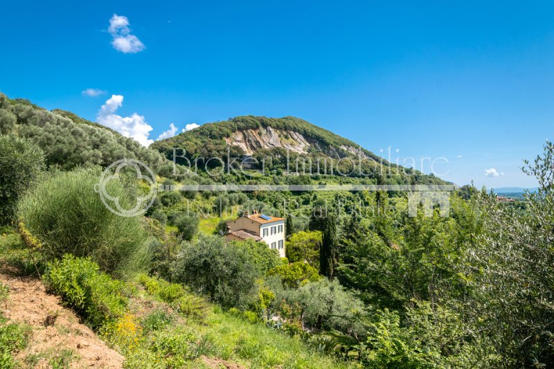 Farmhouse in Massarosa