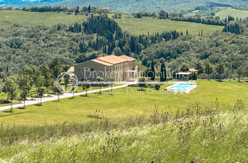 Villa i Volterra