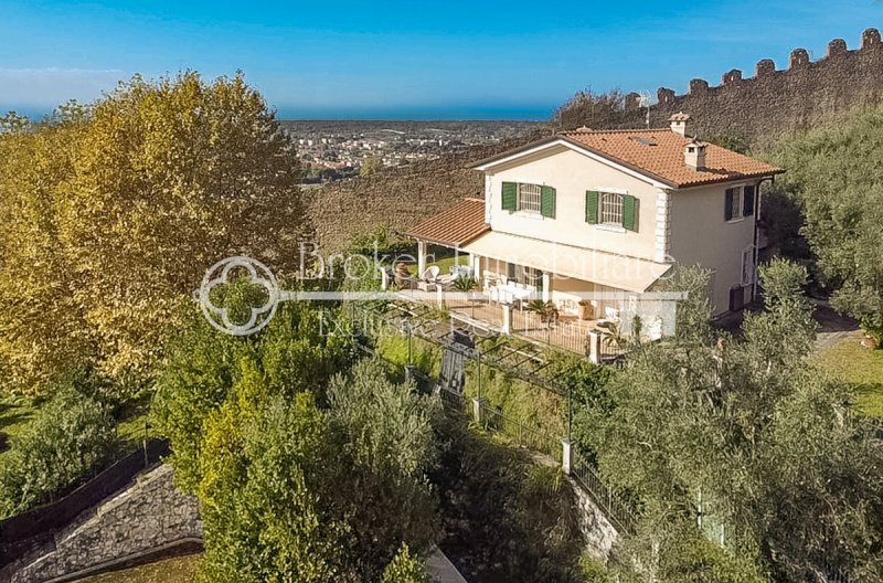 彼得拉桑塔别墅