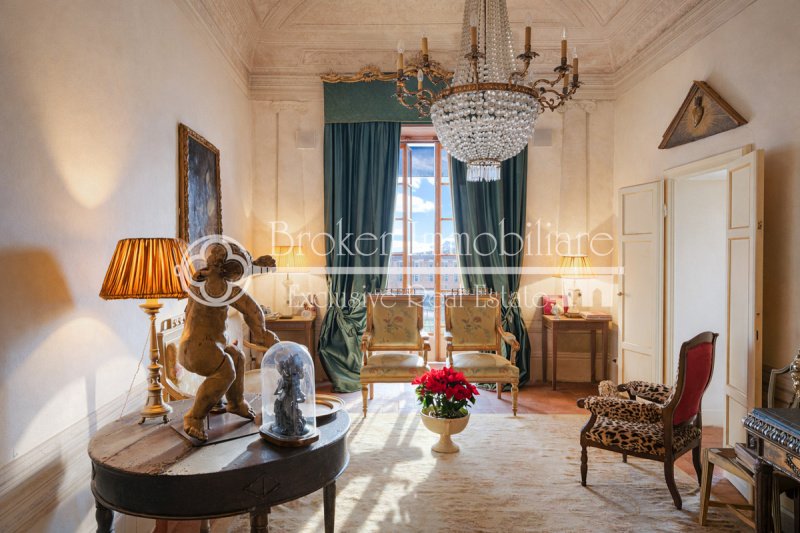 Historic apartment in Pisa