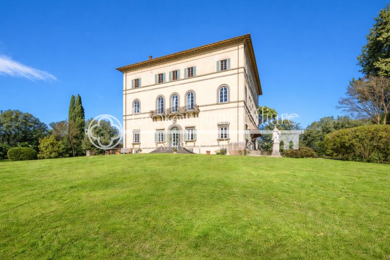 Casa histórica em Lucca