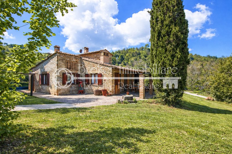 7 Bedrooms Farmhouse for sale in Chianni [805013] | Gate-away®