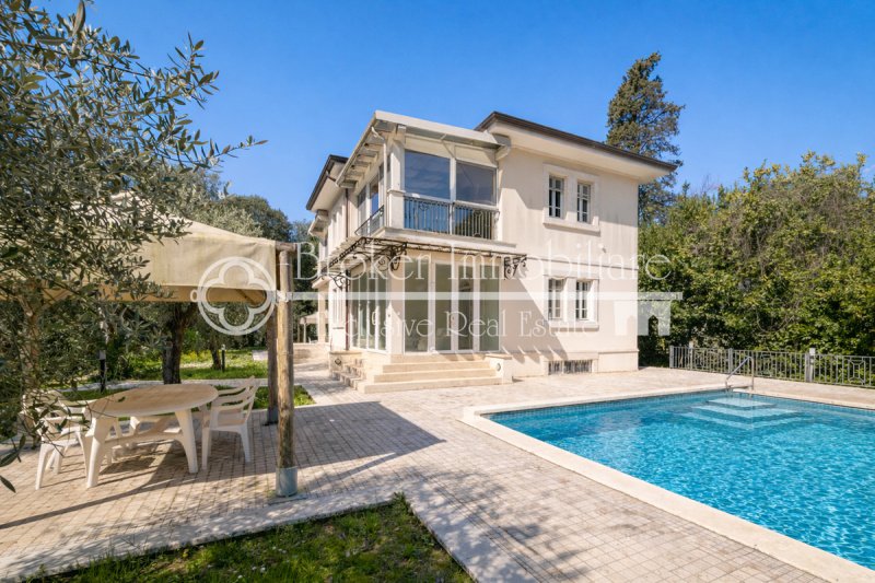 Villa in Camaiore
