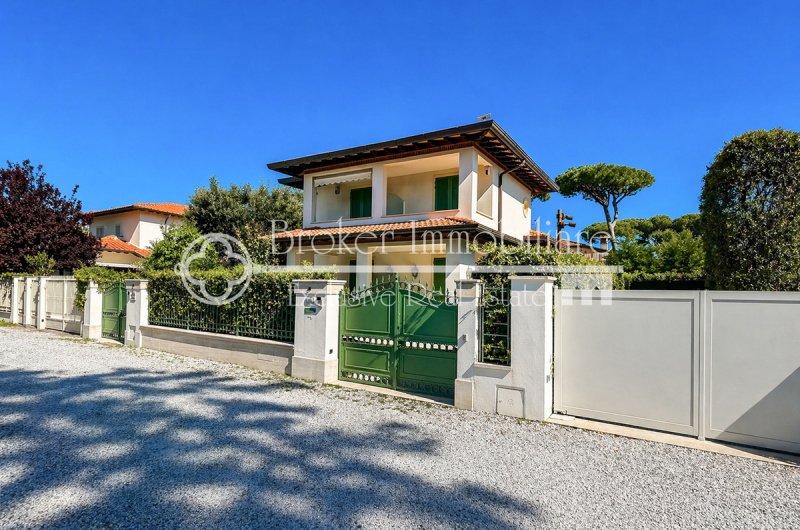 Villa in Forte dei Marmi
