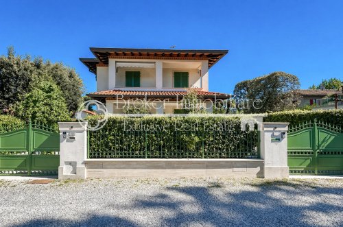 Villa in Forte dei Marmi