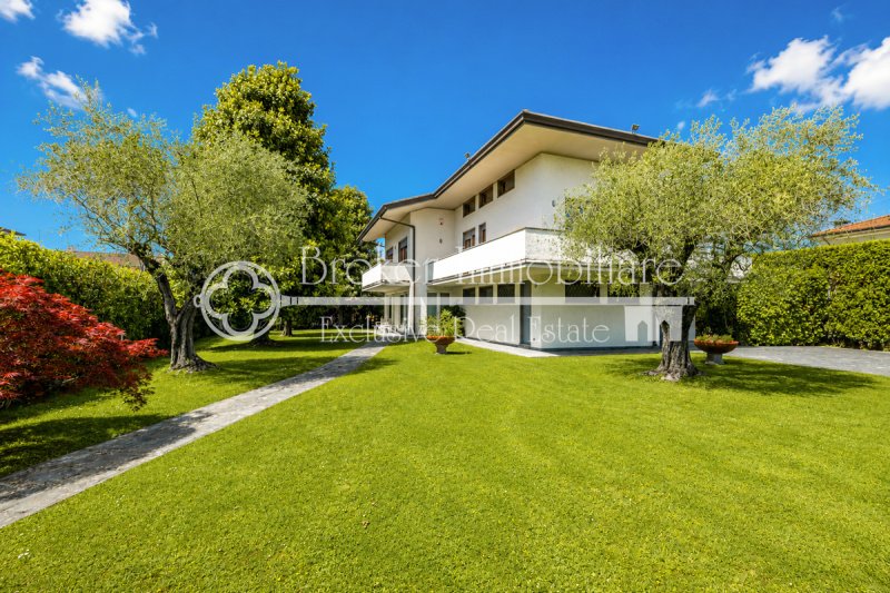 Moradia em Forte dei Marmi