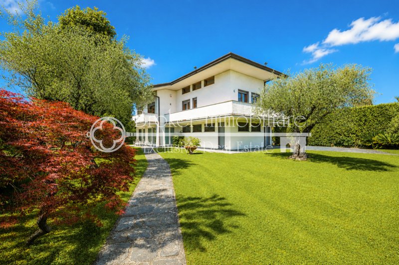 Moradia em Forte dei Marmi