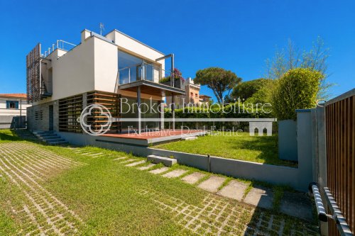 Villa à Camaiore