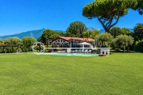 Moradia em Pietrasanta