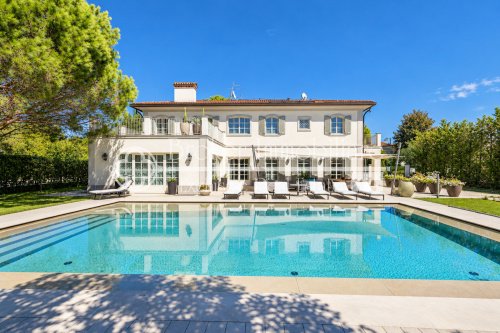 Villa in Forte dei Marmi