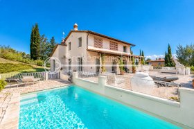 Villa in San Miniato