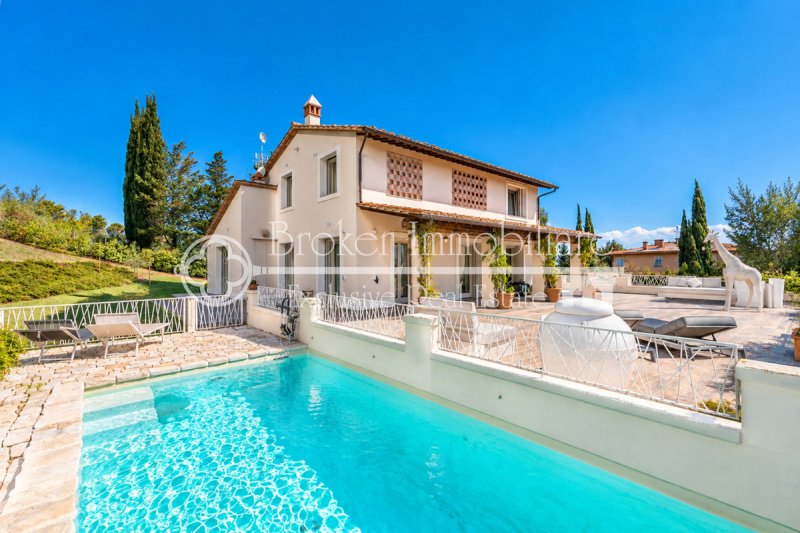 Villa in San Miniato