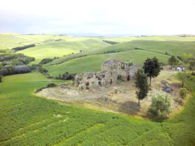 Hus på landet i Volterra