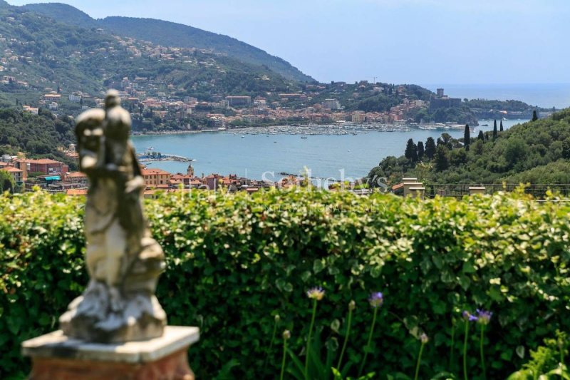 Вилла в Леричи