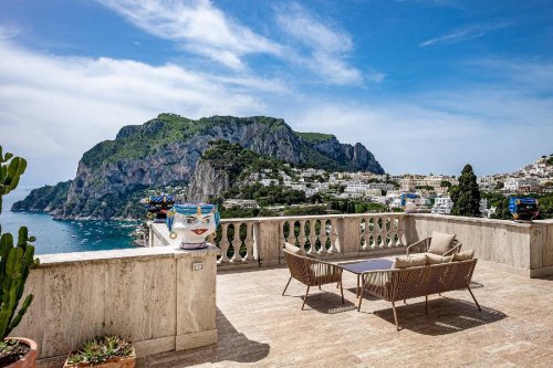 House in Capri