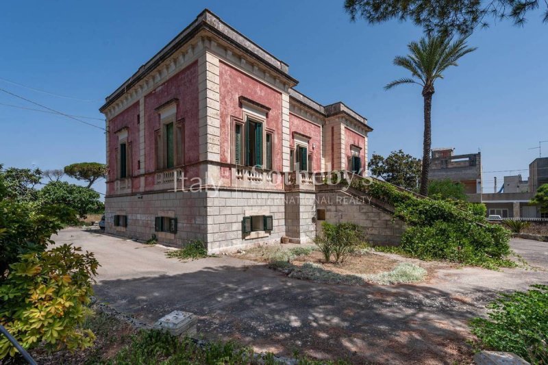 Villa in Galatone