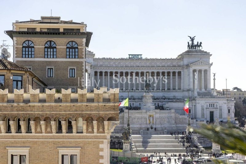 Ruimte/zolderkamer in Roma