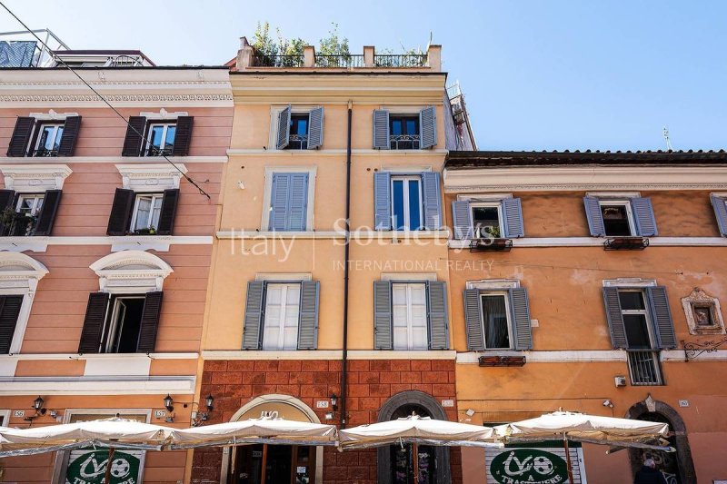 Loft/Penthouse in Rome