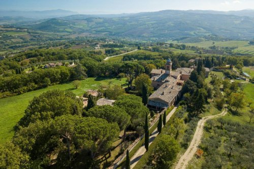 Villa in Todi