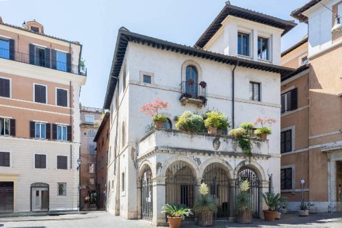 Vrijstaande woning in Roma