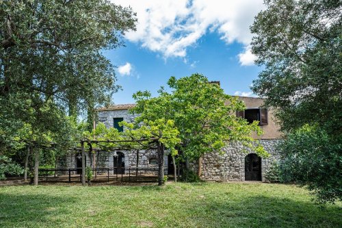 Klein huisje op het platteland in Melizzano