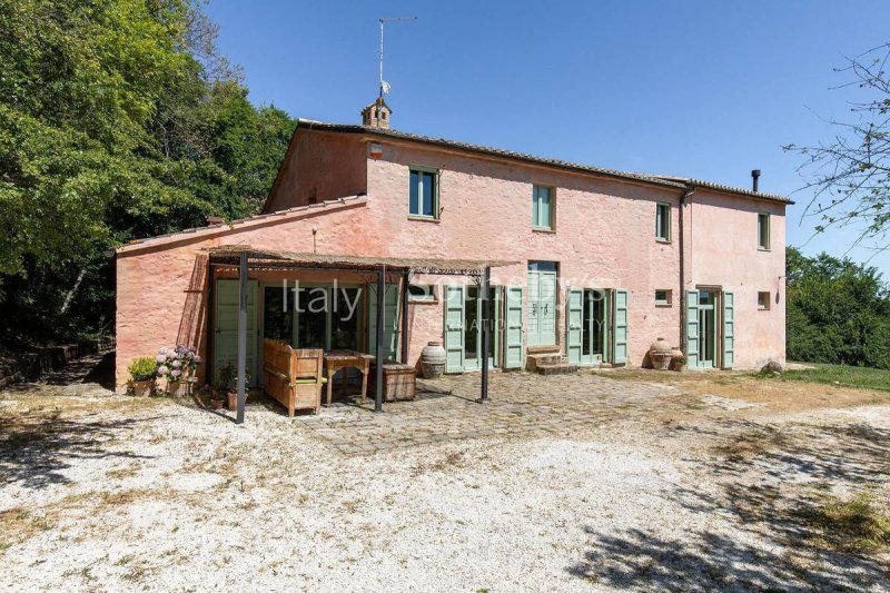 Solar em Serra San Quirico