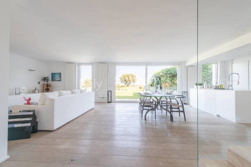 Вилла в Монтальто-ди-Кастро