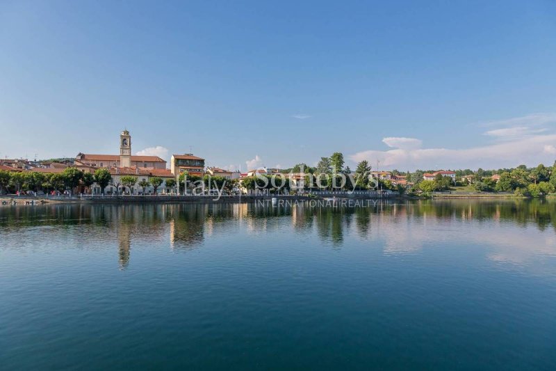 Villa en Castelletto sopra Ticino