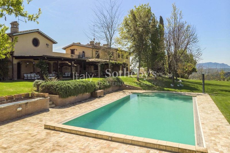 Вилла в Торри-ин-Сабина