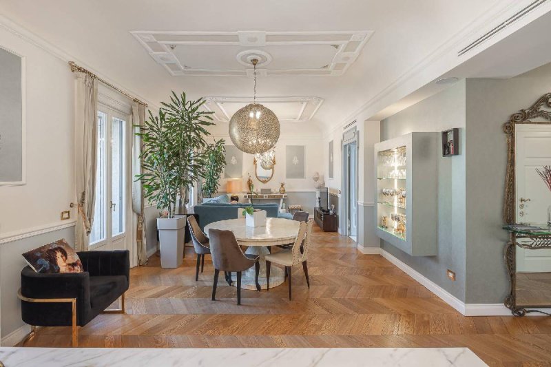 Apartamento em Milão