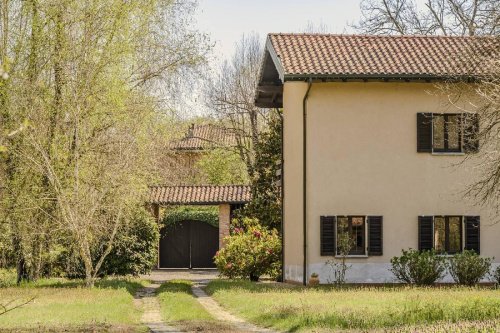 Villa à Castelletto sopra Ticino