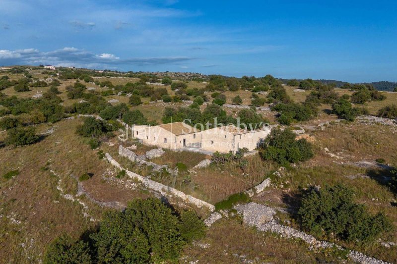 Casa di campagna a Scicli