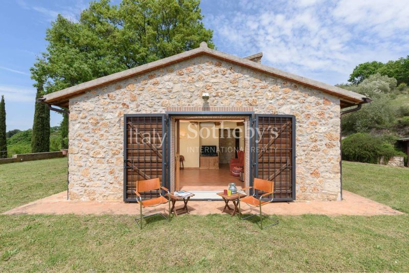 Villa a Gualdo Cattaneo