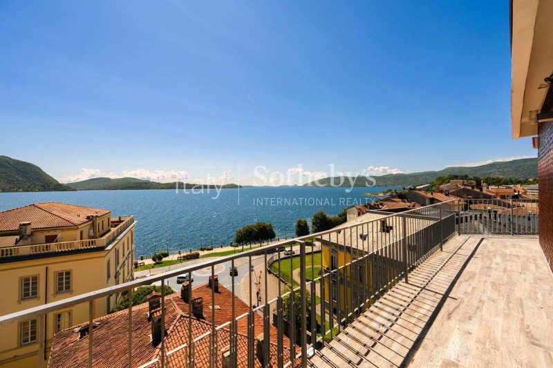 Takvåning i Verbania