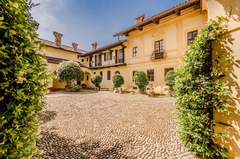 Palats i Mombello Monferrato