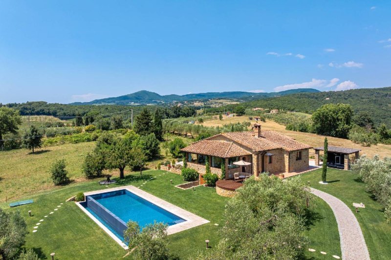 Casa de campo em Riparbella